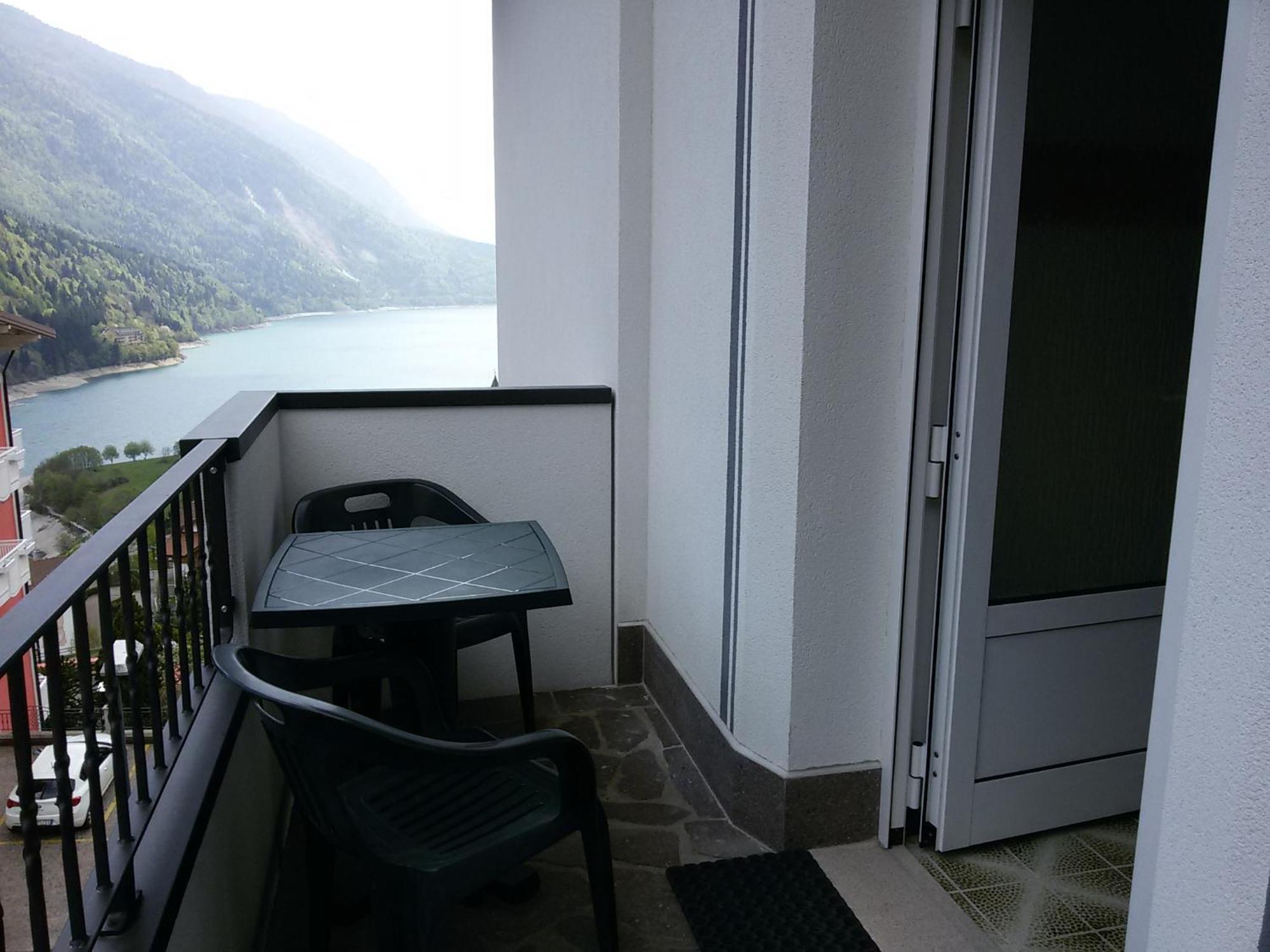 Ferienwohnung Casa Maria Molveno Zimmer foto