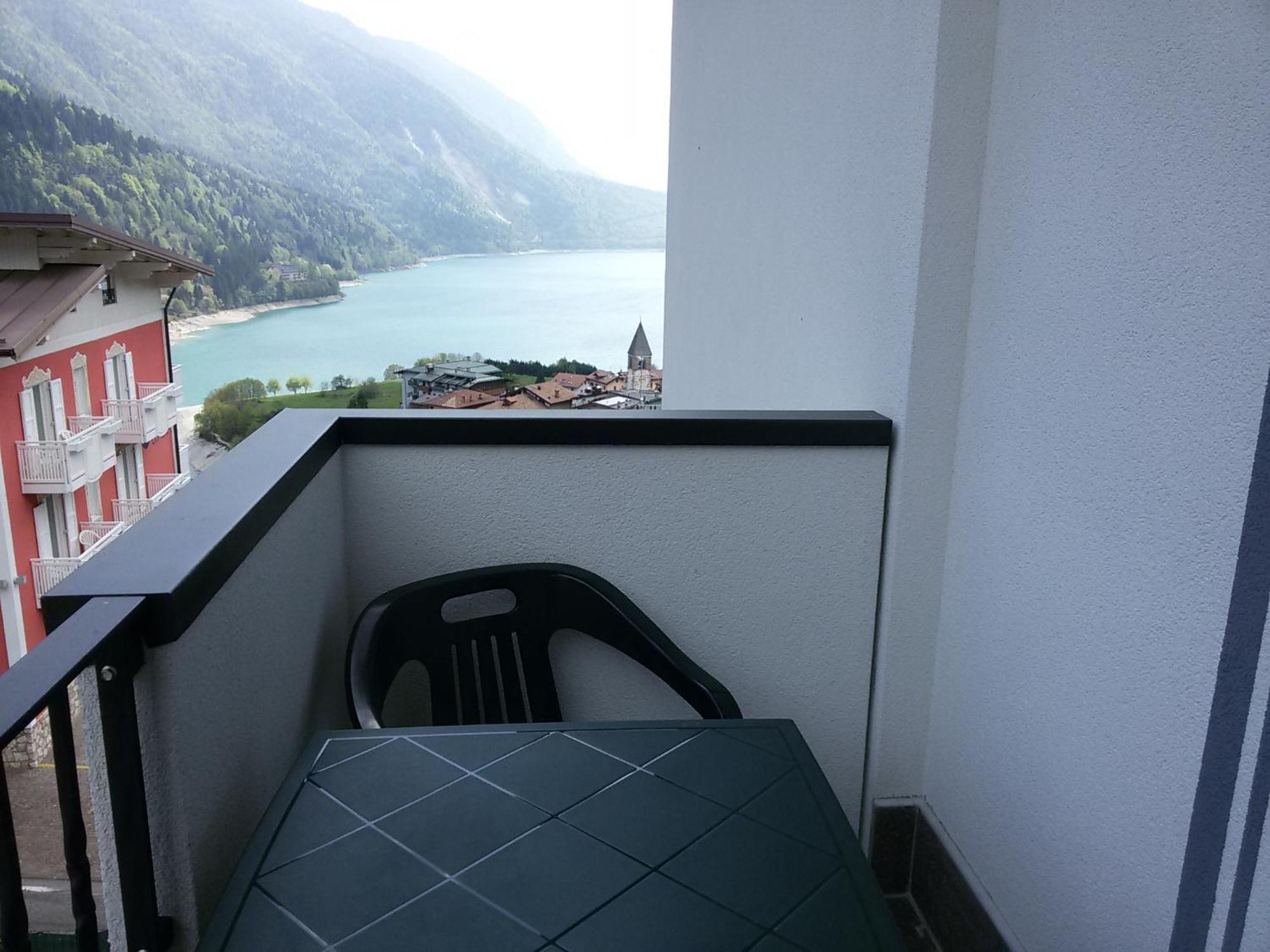 Ferienwohnung Casa Maria Molveno Zimmer foto